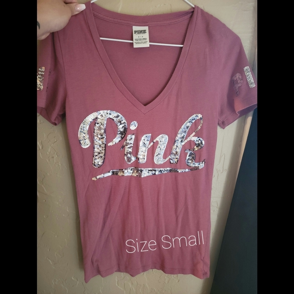 VS PINK V neck